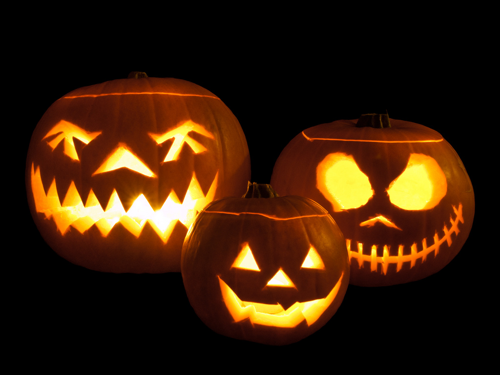 Do the “Monster Mash” for these Scary-Good Halloween Offers from FlexOffers.com